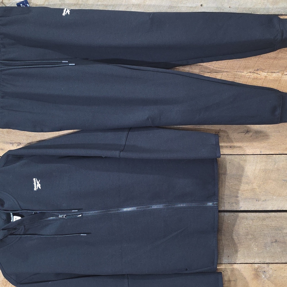 Reebok Black Men's Hoodie And Joggers